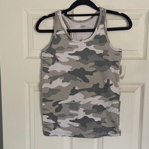 Gray Camouflage Tank Top XL